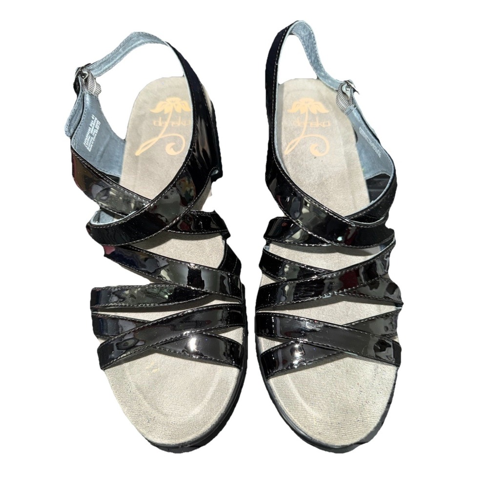 Dansko Dani 41 US 10 Black Patent Leather Strappy Sandal Adjustable 2406000200